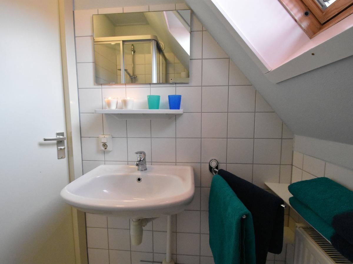 Modern Holiday Home In Ooltgensplaat Kültér fotó