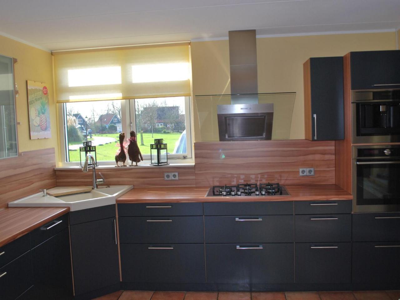 Modern Holiday Home In Ooltgensplaat Kültér fotó